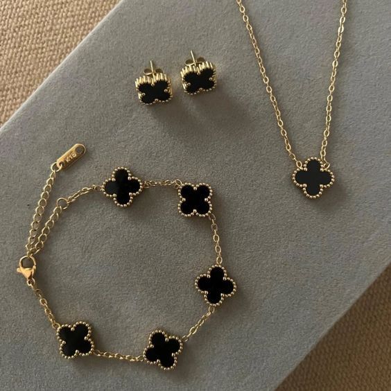 Flower Shaped Alloy Jewelry Set
